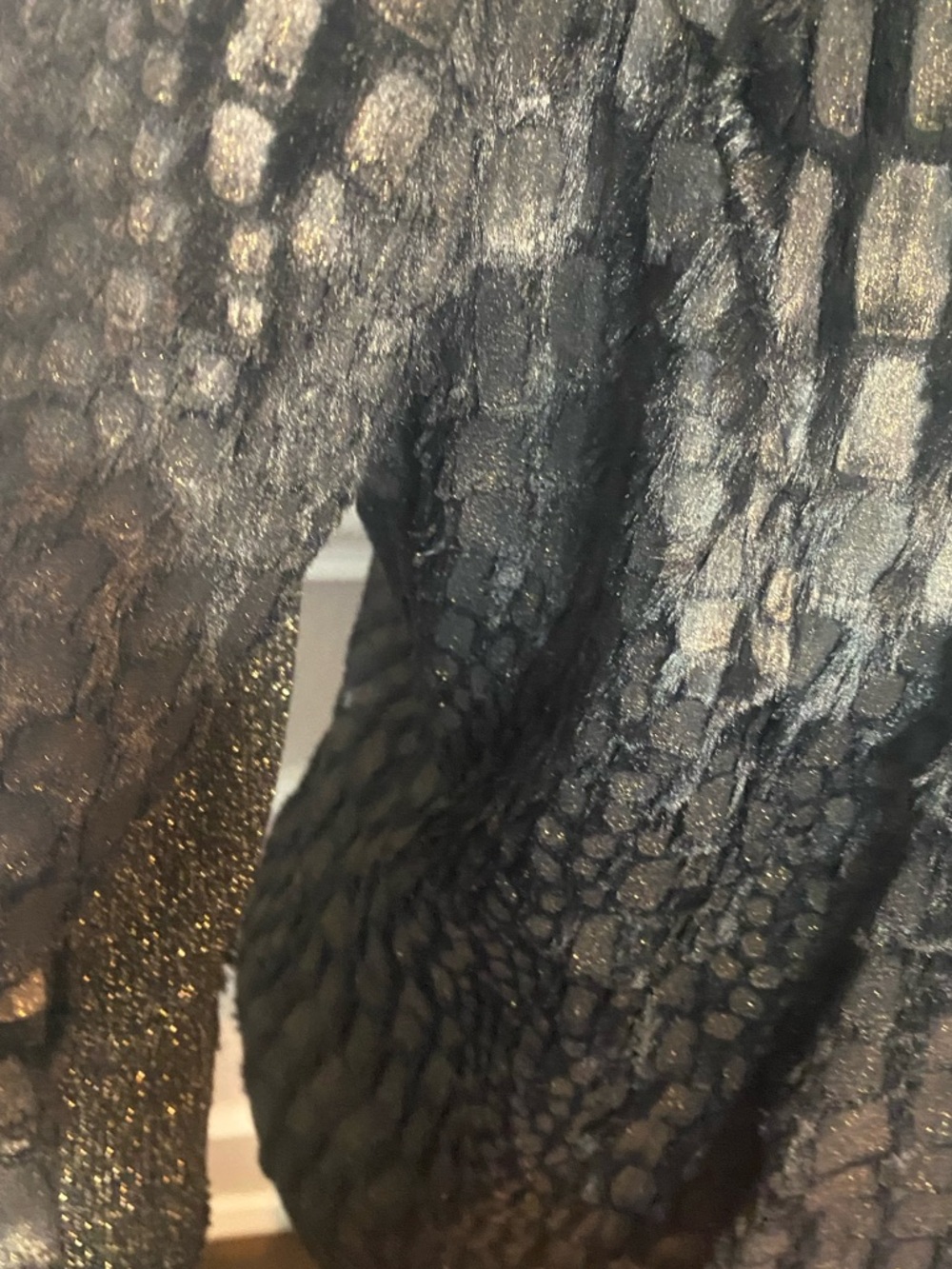 Textured Black Cropped Jacket - Picture 13 of 16